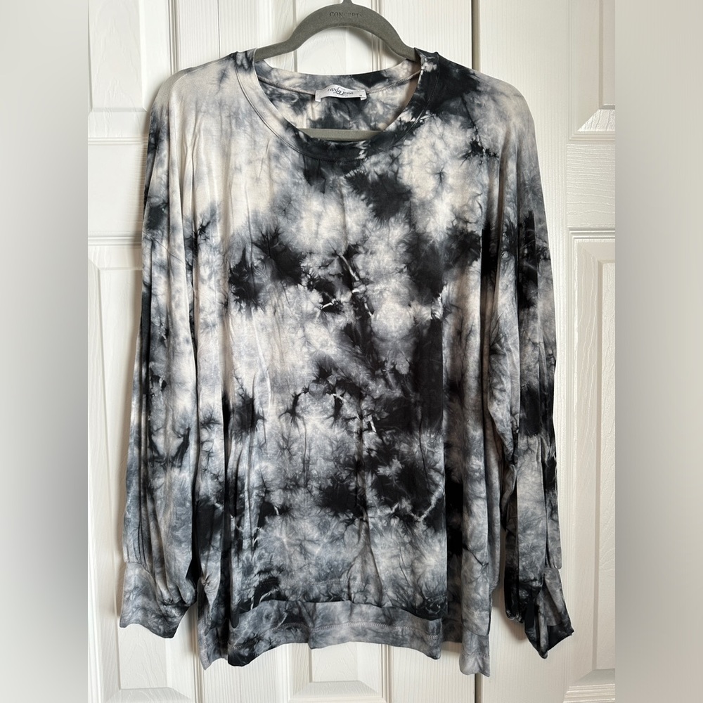 CJLA Tie Dye pullover, size M, like new